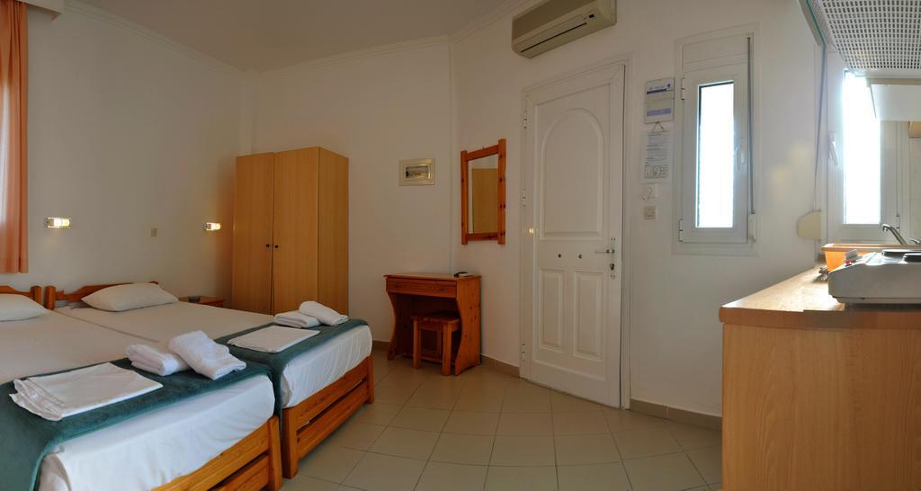 Hotel Adonis Kallithea  Zimmer foto